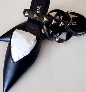 Zara Black and Gold Sandals